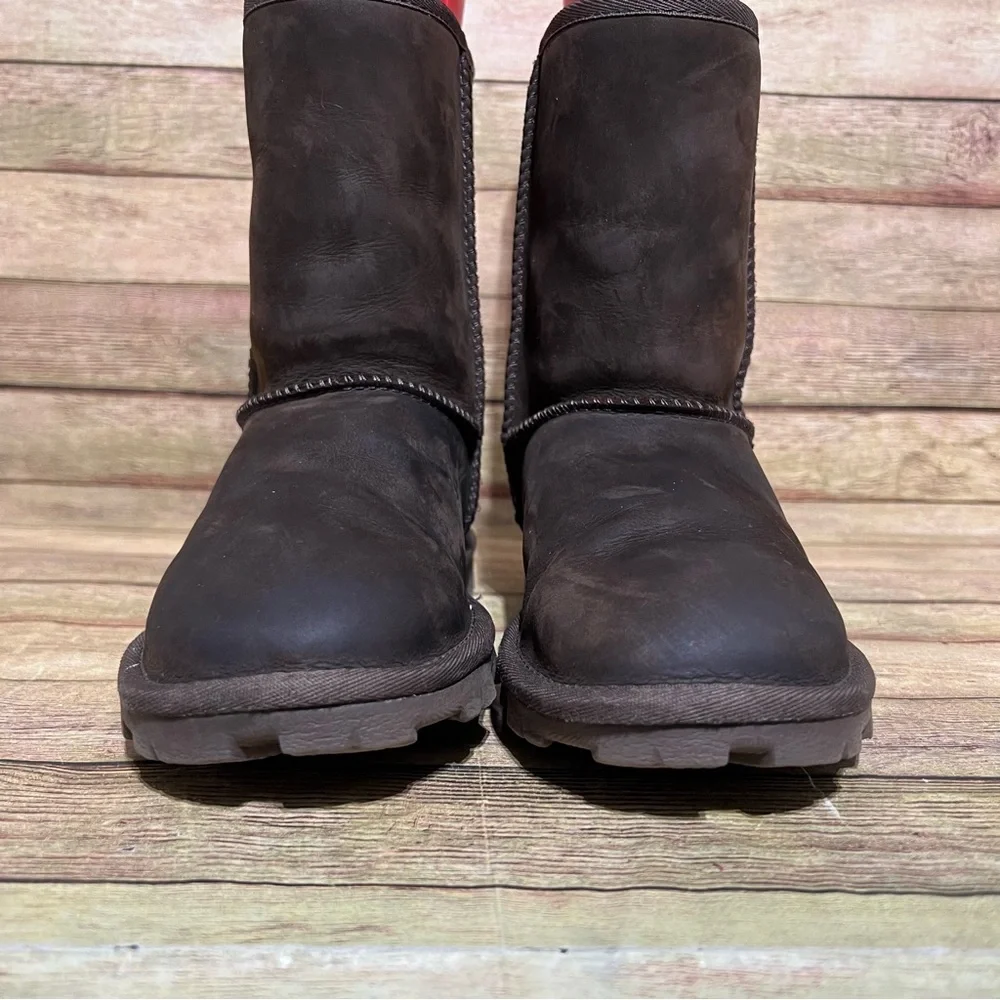Ugg Brown Mocha Leather Classic Short Boots